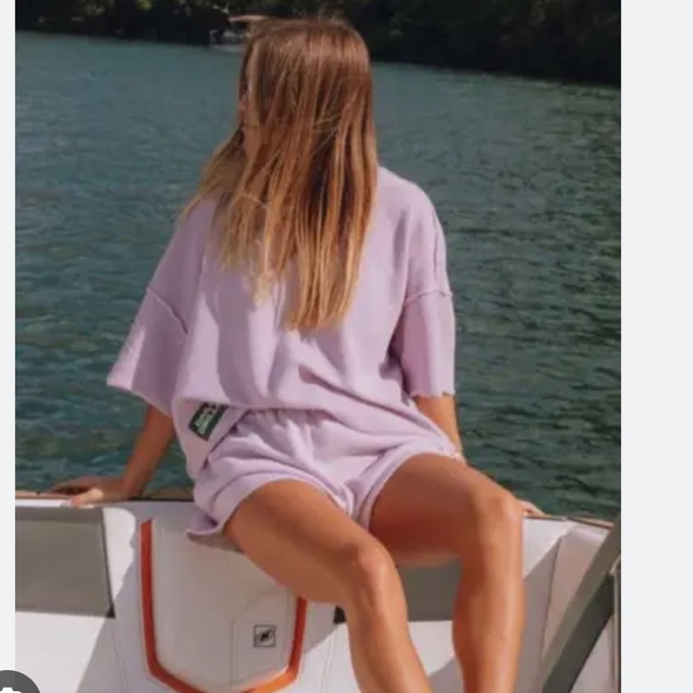 Daily Drills Cropped Sleeve Crew